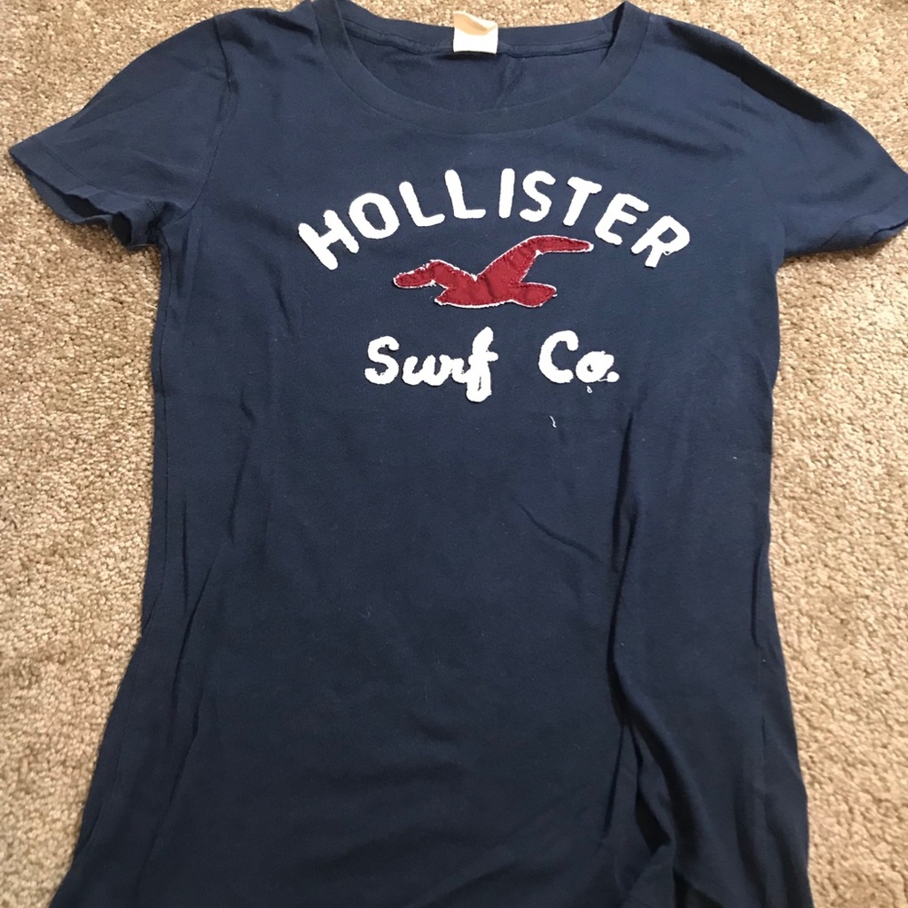 Hollister Tee